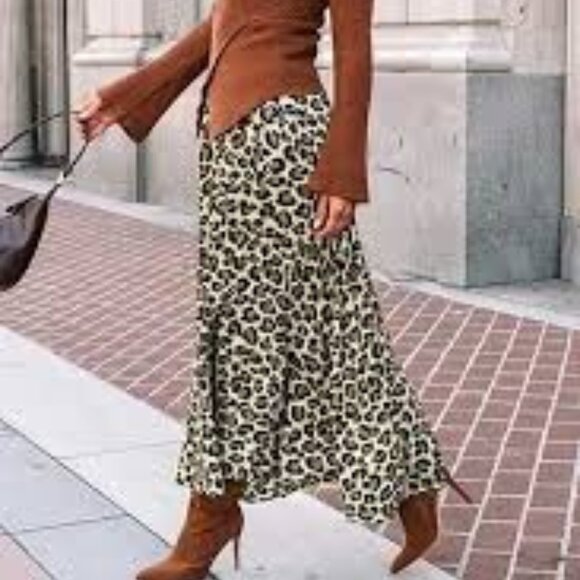 Cupshe Dresses & Skirts - CUPSHE BROWN TAN LEOPARD PLEATED MIDI SKIRT SIZE SMALL NWT